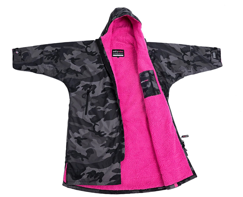 dryrobe® Long Sleeve Camo Black Pink Robe